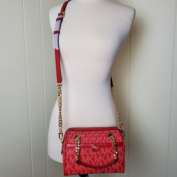 MICHAEL KORS red blaire XS crossbody bag - Picture 2 of 5
